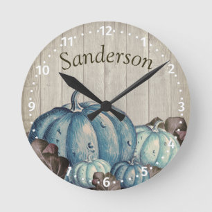 Cute Blue Pomkin Fall Leaves Rustige Cream Wood Ronde Klok