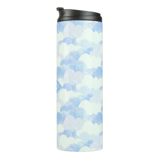 Cute Blue Rain Clouds Monogram Name Thermal Tumble Thermosbeker (Geroteerd rechts)