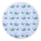 Cute Blue Whales Pattern Monogram Keramische Knop (Voorkant)
