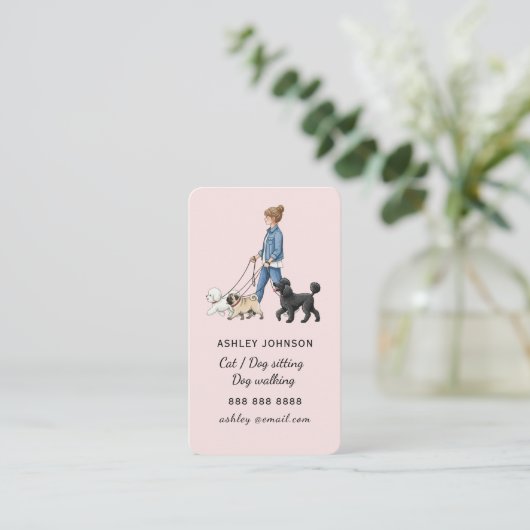 Cute blush pink Girl walking dogs Dog walker Visitekaartje (Staand voorkant)