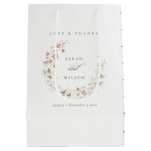 Cute Blush White Meadow Floral Wreath Wedding Medium Cadeauzakje (Achterkant)