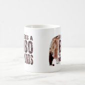 Cute BOBO SQUATCH IN DEZE BOSSEN - Bigfoot vinden Koffiemok (Center)