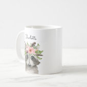Cute Boho Raccoon met bloem en veren Kroon Koffiemok (Voorkant links)