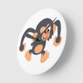 Cute Bouncy Cartoon Chimpansee Wall Clock Ronde Klok (Hoek)