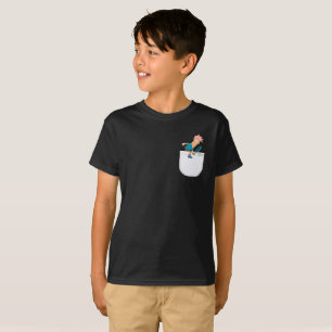 Cute Boy die I Vector Pocket Design T-Shirt zoekt