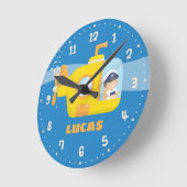 Cute Boy in Submarine Kinder Name Room Wall Clock Ronde Klok (Hoek)