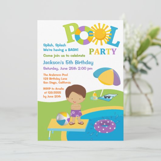 Cute Boy Pool Party Birthday Invitation Kaart (Staand voorkant)