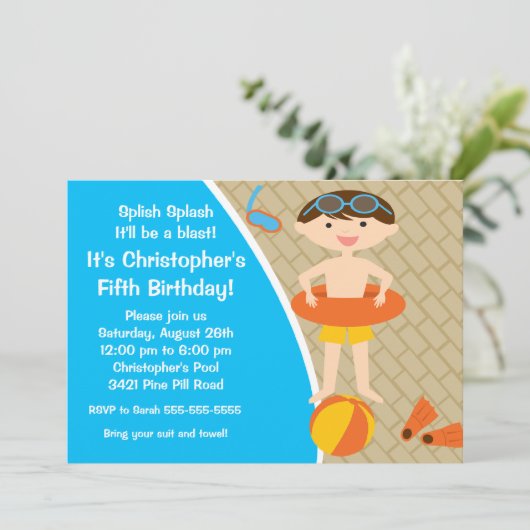CUTE Boy Pool Party Birthday Uitnodiging (Staand voorkant)