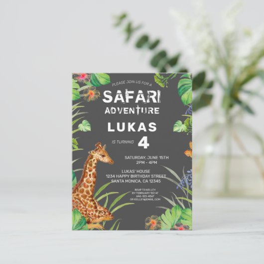 Cute Boys Oerwoud Safari Giraffe Birthday Uitnodiging Briefkaart (Staand voorkant)