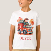Cute brandweerauto en brandweerman t-shirt (Voorkant)