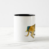 Cute Brindle Dog Enjoing Wine Waterverf Painting Tweekleurige Koffiemok (Center)