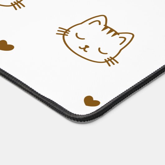 Cute Brown and White Cat and Heart Pattern Bureaumat (Hoek)