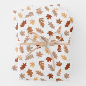 Cute Brown Fall Leaves Pattern Inpakpapier Vel (In situ)