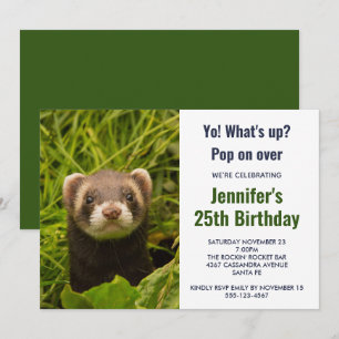 Cute Brown Ferret in de Grass Kaart