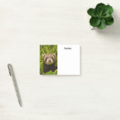 Cute Brown Ferret in de Grass Post-it® Notes (Kantoor)