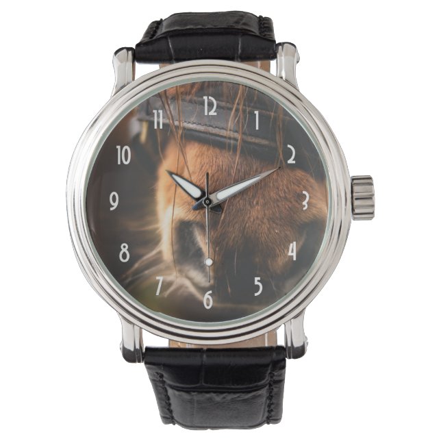 Cute Brown Horse Nose Horloge (Voorkant)