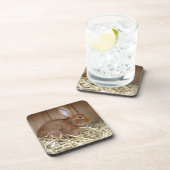 Cute Brown Rabbit in Fresh Hay Bier Onderzetter (Rechterzijde)