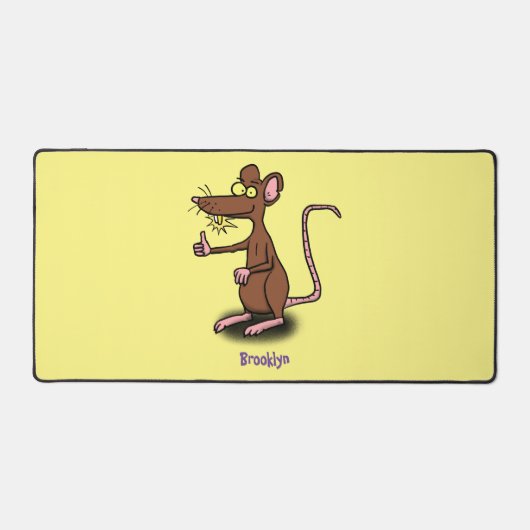 Cute brown rat duikt op cartoon bureaumat (Voorkant)