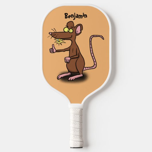 Cute brown rat duikt op cartoon pickleball paddle (Voorkant)