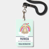 Cute Brown Sloth, Meditating on a Cloud Badge (Voorzijde met lanyard)