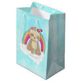 Cute Brown Sloth, Meditating on a Cloud Medium Cadeauzakje (Voorkant Gekanteld)