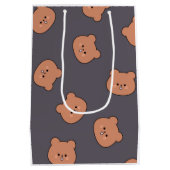 Cute Brown Teddy Bear Face Pattern Dark Blue Medium Cadeauzakje (Achterkant)