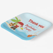 Cute Brunette Pirate Boy in Red Birthday Papieren Bordje (Gebogen)