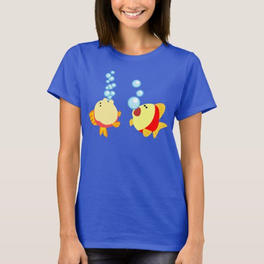 Cute Bubbling Cartoon Fish T-Shirt (Voorkant)