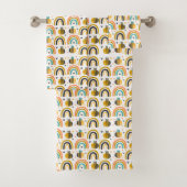 Cute Bumble Bee and Rainbows Pattern Bad Handdoek (Insitu)