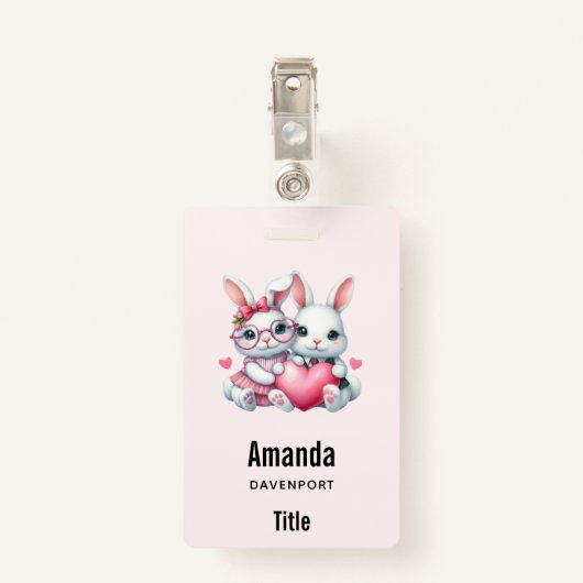 Cute Bunnies Sharing a Heart Badge (Achterkant met clip)