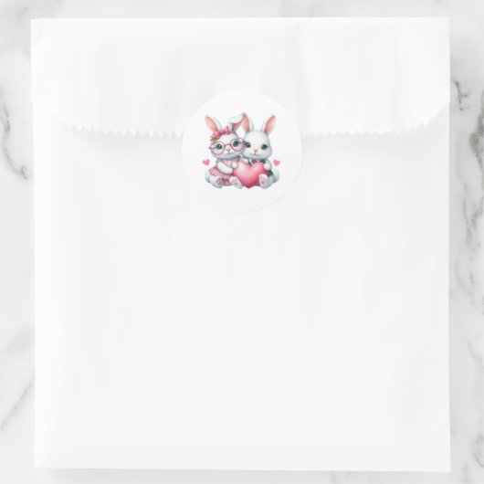 Cute Bunnies Sharing a Heart Ronde Sticker (Tas)