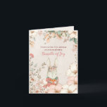 Cute Bunny Foto Florals Girl Cream Birth Aankondiging<br><div class="desc">charme met een schattig konijntje in roze illustratie en artsy crème en bloemen op de voorkant om je familie en vrienden te laten weten dat je nieuwe dochter komt! Op de binnenkant links, vervang eenvoudig het steekproeffoto afbeelding met uw favoriete foto van uw pasgeboren, van portretrichtlijn, en de tekst op...</div>