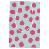 Cute Bunny Holding een ballon Happy Birthday Medium Cadeauzakje (Achterkant)