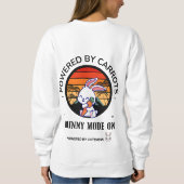 Cute Bunny Hugging Carrot Retro Sunset T-Shirt  (Achterkant)