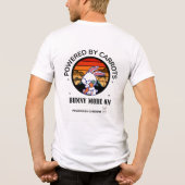 Cute Bunny Hugging Carrot Retro Sunset T-Shirt  (Achterkant)