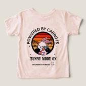 Cute Bunny Hugging Carrot Retro Sunset T-Shirt  (Design achterkant)
