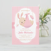 Cute Bunny Rabbit Baby shower Girl Invitation Kaart (Staand voorkant)