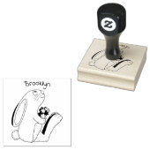 Cute bunny rabbit, zittend met wortelcartoon rubberstempel (Gestempeld)