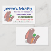 Cute bunny rabbit, zittend met wortelcartoon visitekaartje (Voorkant / Achterkant)