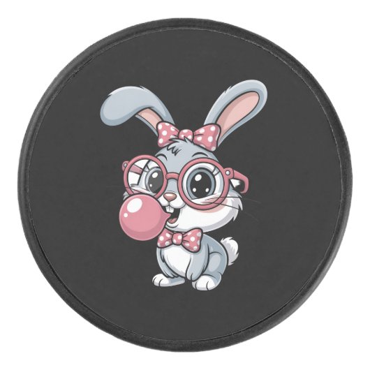 Cute Bunny with Glasses Blowing Bubble Gum Hockey Puck (Voorkant)