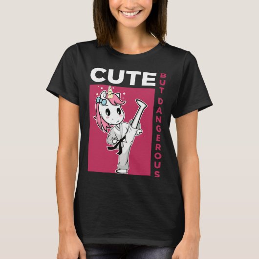 Cute but Dangerous Karate Taekwondo Unicorn Karate T-shirt (Voorkant)