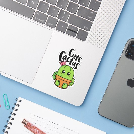 Cute cactus sticker (Laptop met iPhone)