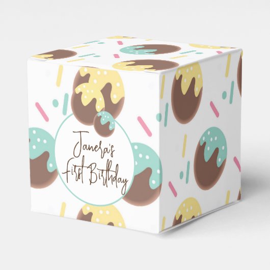 Cute Cakepop Balls First Birthday Sprinkles Bedankdoosjes (Voorkant Zijde)