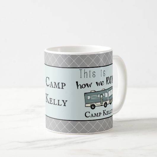 Cute Camping RV "Dit is hoe we werken", gepersonal Koffiemok (Voorkant rechts)