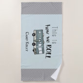 Cute Camping RV "Dit is hoe we werken", gepersonal Strandlaken (Voorkant)