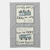 Cute Camping RV "Dit is hoe we werken", gepersonal Theedoek (Verticaal)