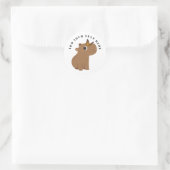 Cute Capybara en Butterfly Ronde Sticker (Tas)