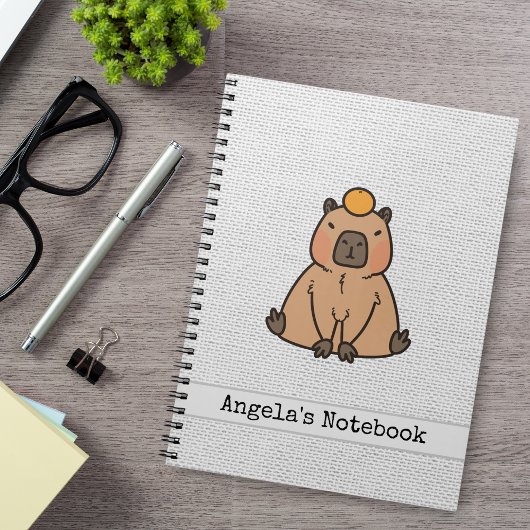 Cute Capybara met een Sinaasappel Notitieboek