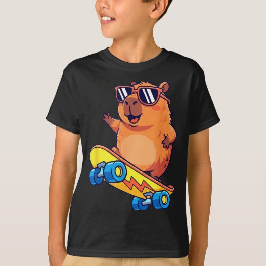 Cute Capybara Skateboarding Chill Animal Lover Art T-shirt (Voorkant)