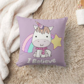 Cute Cartoon Baby Unicorn en Rainbow Paars Kussen (Deken)